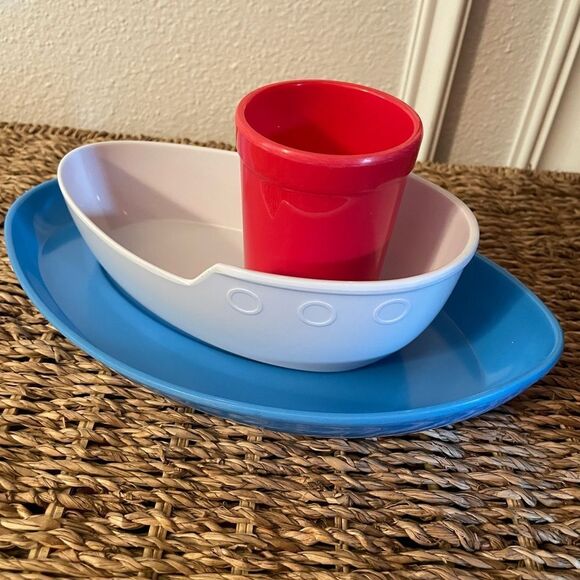 Fred and Friends Tug Bowl Dinnerware Set - Picture 1 of 14